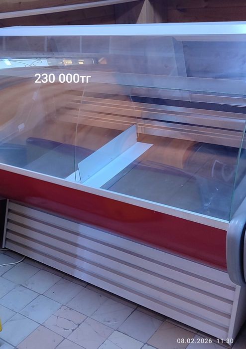 Витринные холодильники бу