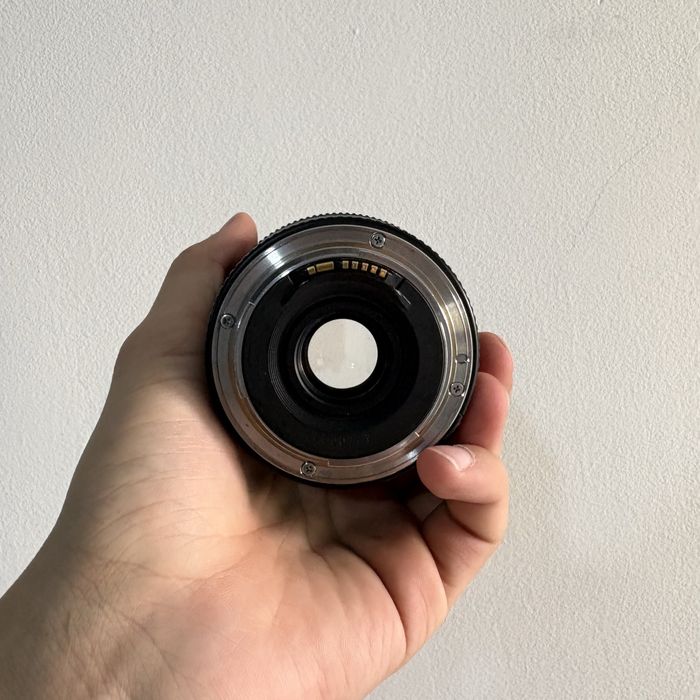 Объектив Canon 20 мм - 2.8F Fix