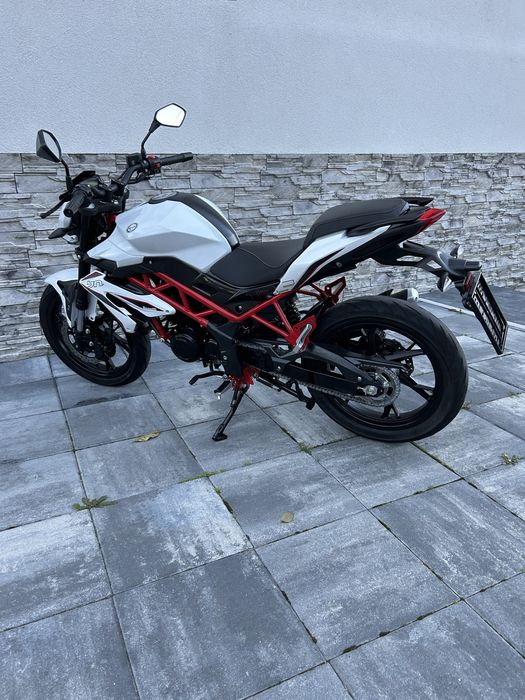 Benelli BN 125,2023-3.400km Impecabil