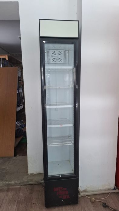 Холодильники продается