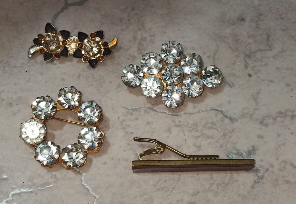 Продам броши ссср