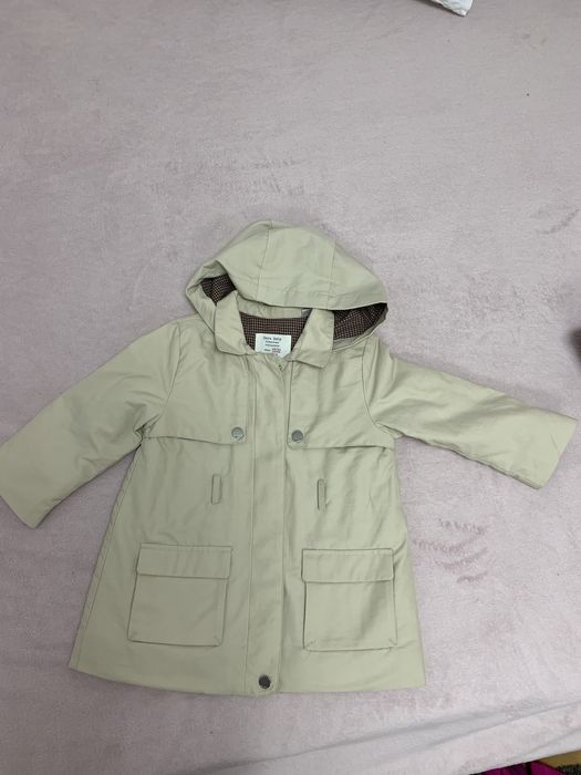 Trench zara Nou fara eticheta, geaca h& m si veste