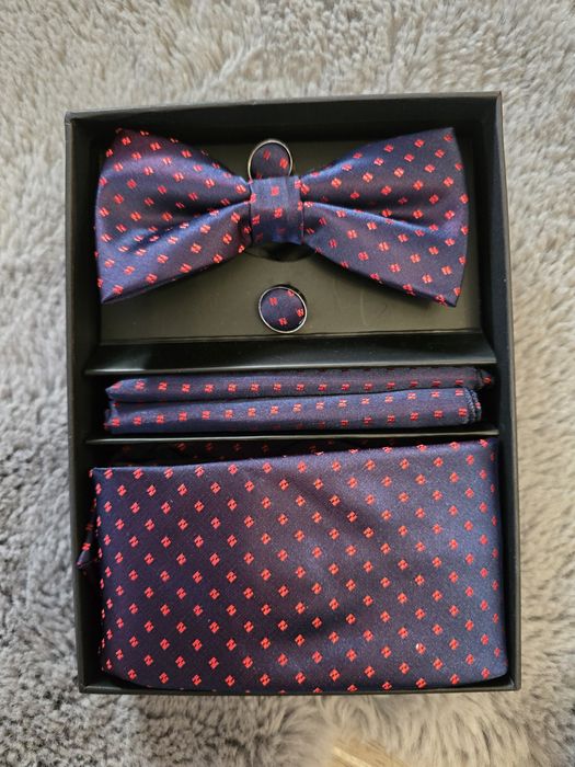 Комплект вратовръзка и папийонка /Мъжки комплект