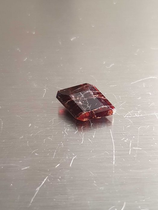 Extrem de rar si scump Painit natural fatetat romb 2.2ct
