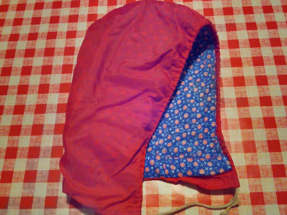 продавам стари детски дрехи всяла по 3 лв.