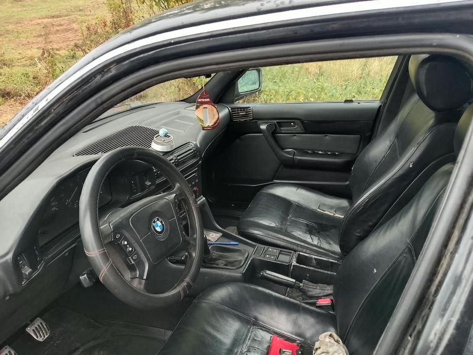 Продам BMW  е34.