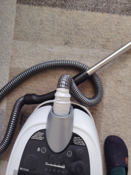 Прахосмукачка Bosch BWD421PRO, за сухо и мокро почистване