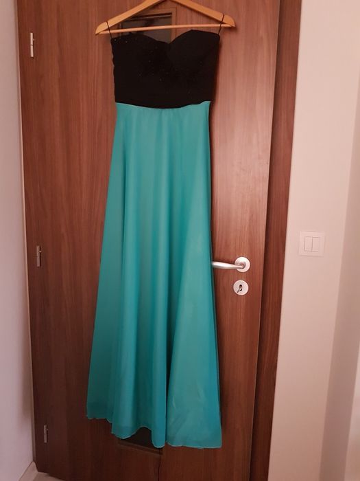 Нова дълга рокля