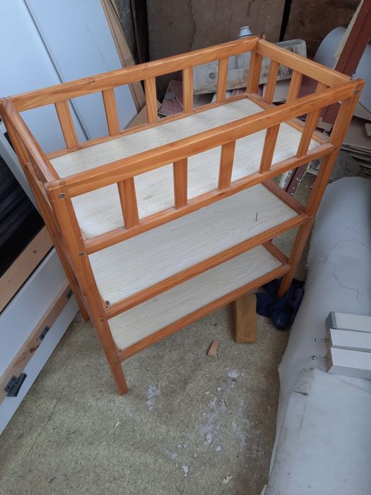 Столик-этажерка для детей