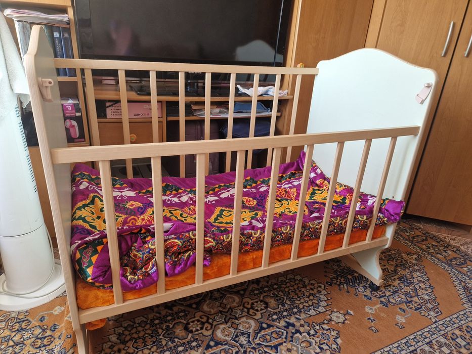 Продам детскую кровать