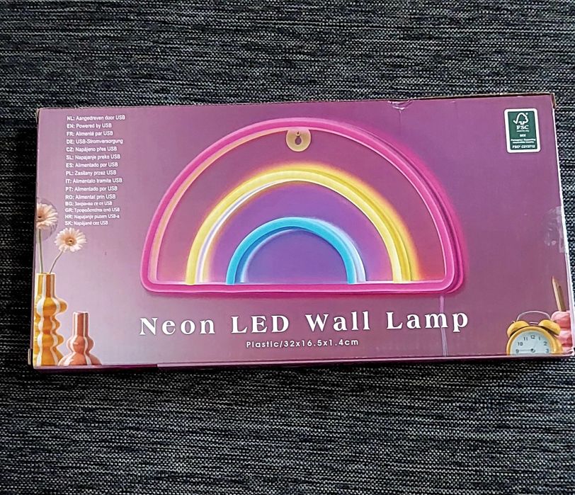 Action, LED-uri cu încărcate USB, prețu e pe produs
