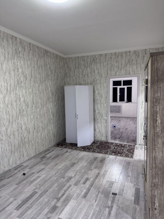 Продам квартиру 2в3/3/4 Юнусабад-11 АТС.ор-р Kixx магазин.