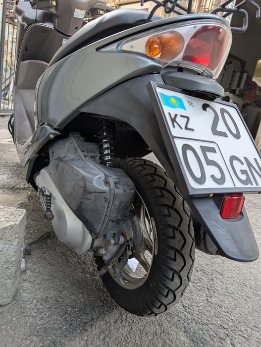 Honda Dio AF62 cresta