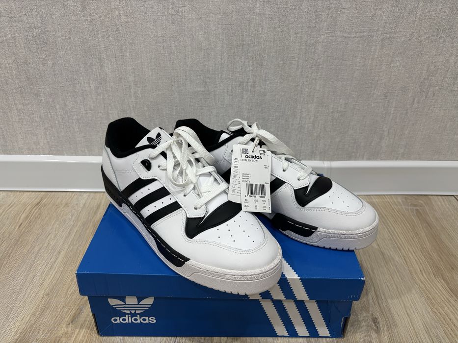 Кроссовки Adiidas Rivalry Low