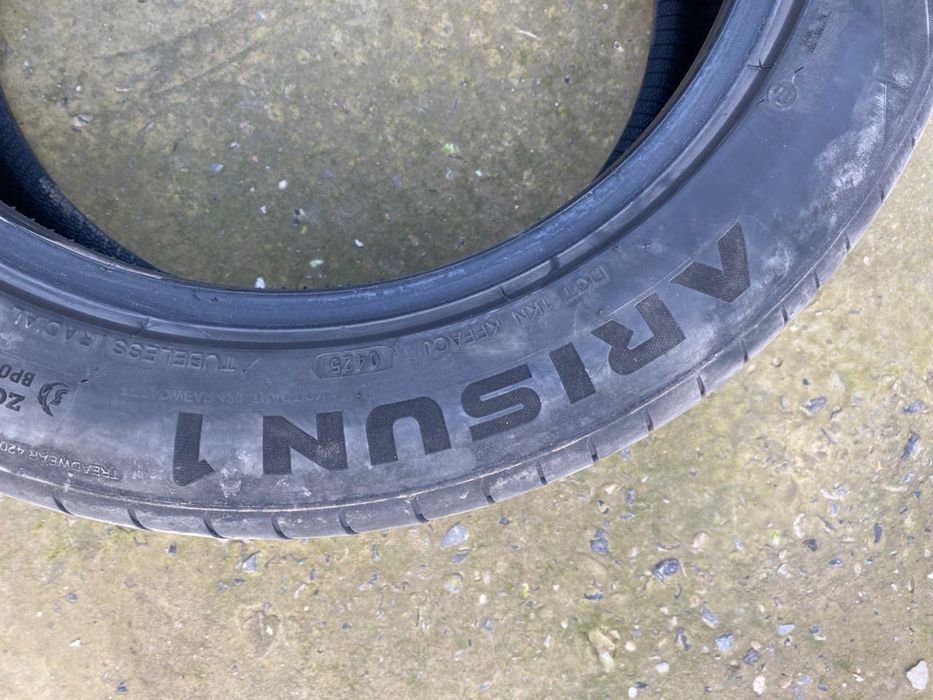 Камри 50 шина………………………