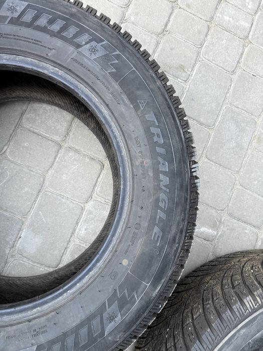 Продам б/у шины в хорошем состоянии