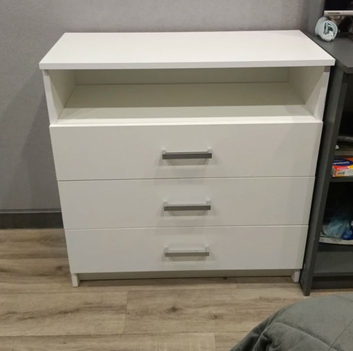 Продаю комод!