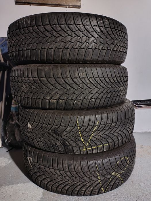 Cauciucuri Bridgestone 215/65/ R17 iarna