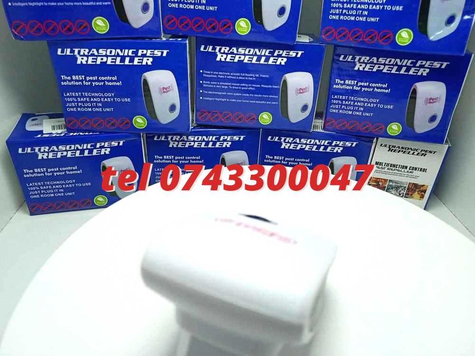 Pest Repeller Anti Soareci Anti Insecte Anti Daunatori Priza Norma