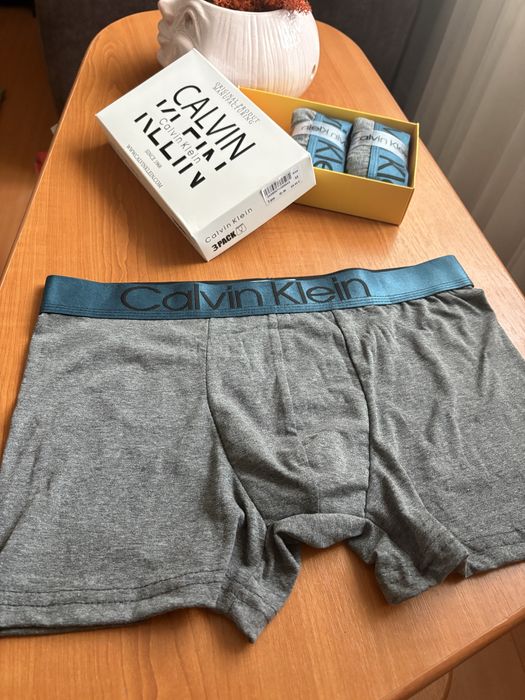 Boxeri Barbati Si Chiloti Femei Calvin Klein Victoria Armani Boss