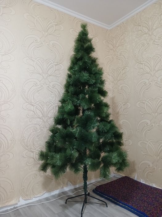 Искусственная елка