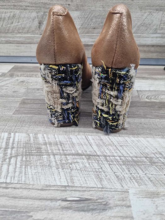 Antropologi Vicenza обувки на висок ток