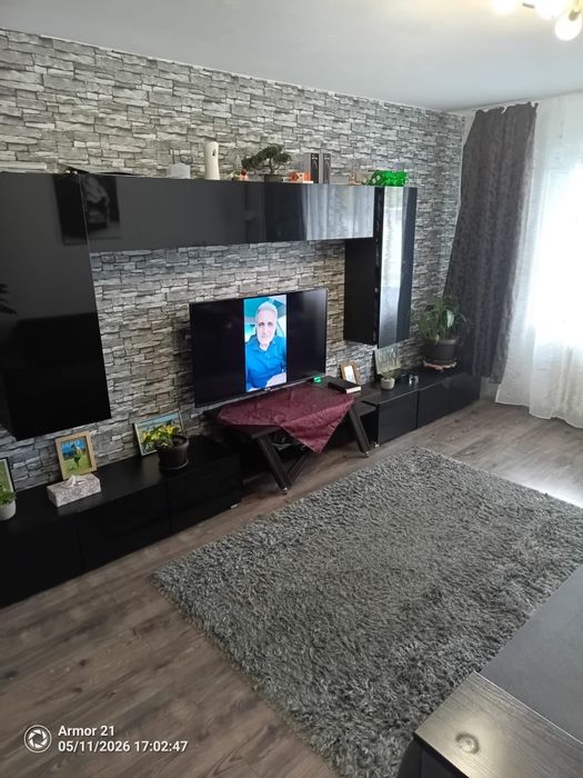 Vând apartament cu 2 camere