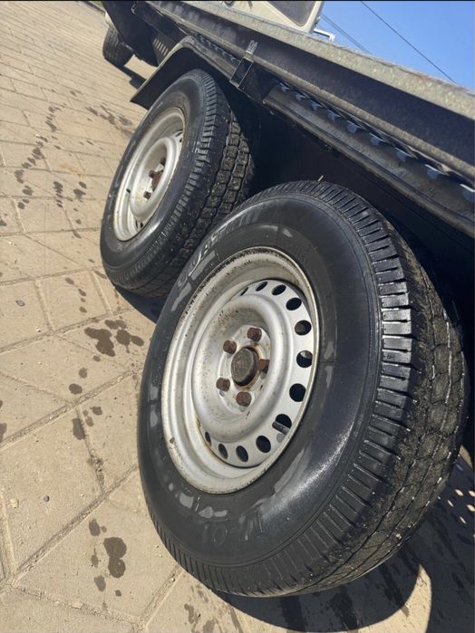 De vânzare trailer Blyss 2700 kg