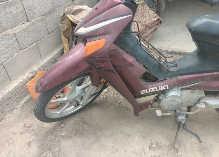 Мотоцикл японский suzuki qs110