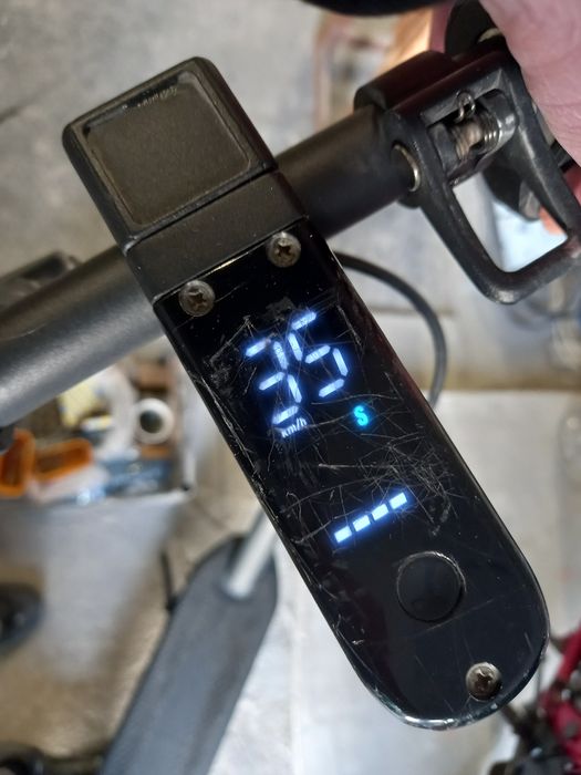 Тротинетка Max G30 500W