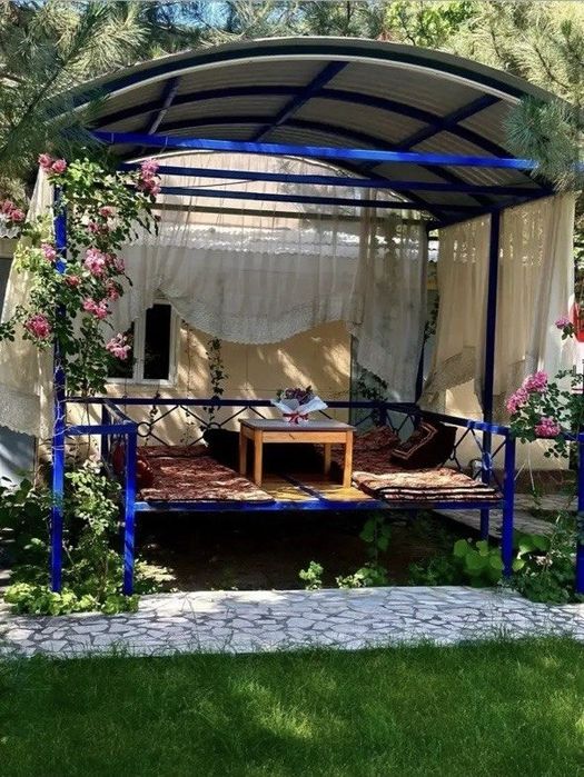 Продаётся дачный участок