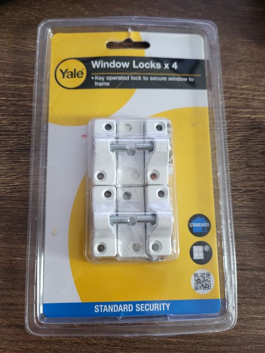 Sigurante de geam YALE alb PVC, pachet de 4