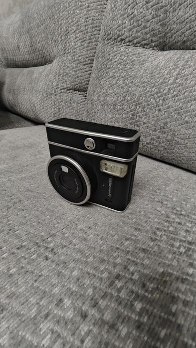 Instax mini 40 фотоаппарат + чехол
