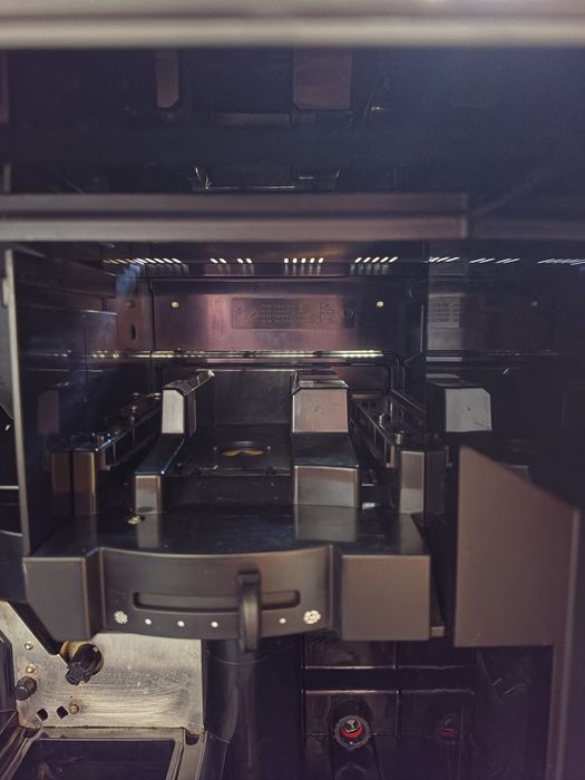 Aparat de cafea Miele CVA 6401 - espressor incorporabil
