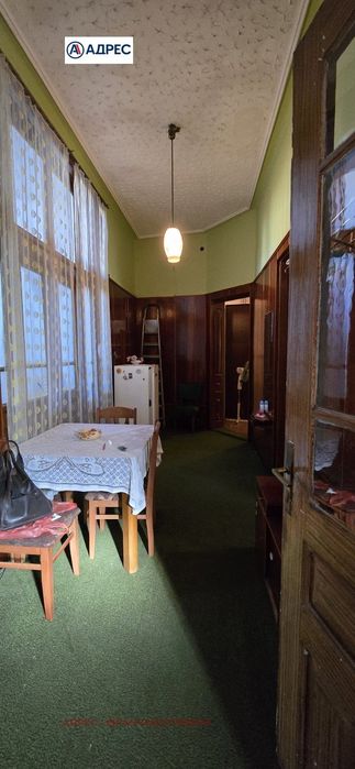 Продава се Тристаен апартамент в Плевен, Идеален център - 92 кв.м за 1740 €/кв.м - Снимка #5