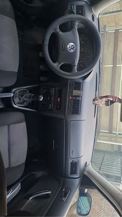 Vand golf 4 1.4 benzina