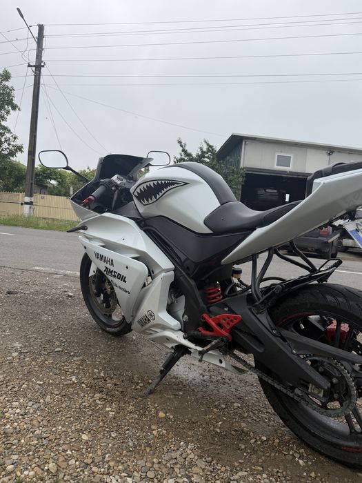 Yamaha yzf r125 2010 A1