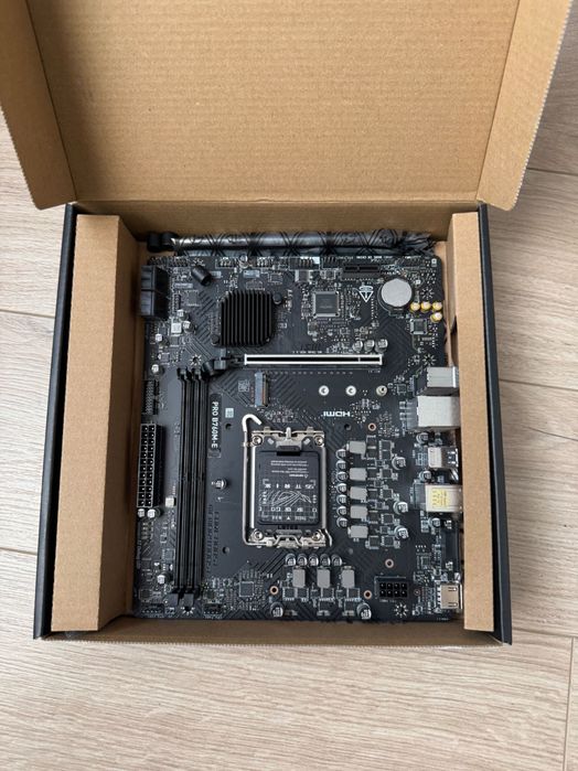 Материнская плата MSI PRO B760M-E DDR4