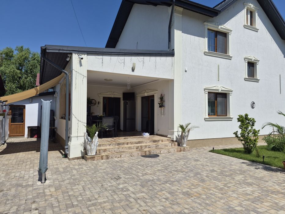 Casa p+1+pod depozitare