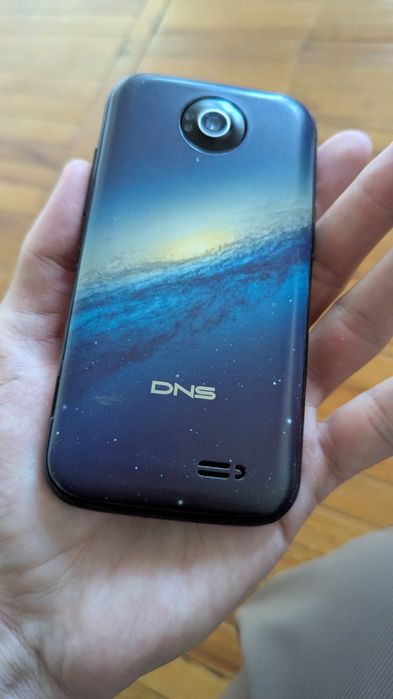 DNS Rossiyadan olingan telefon sotiladi