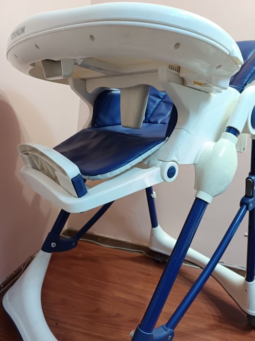 Стул для кормления детский