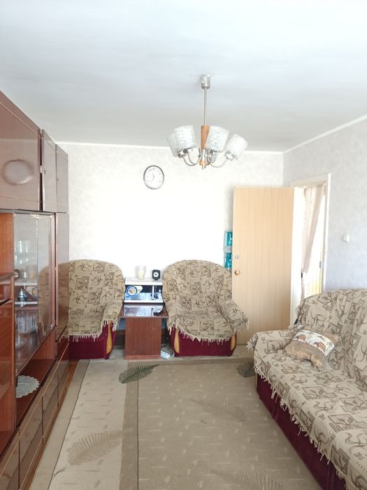 Продам 3 х комн квар.4 -23-1  этаж.