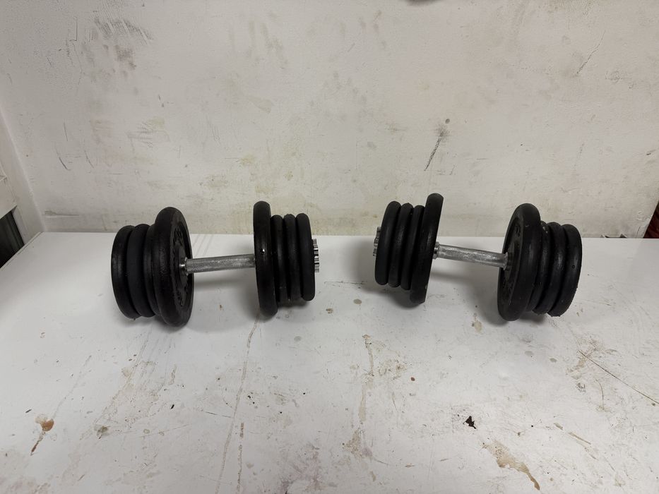 Gantere reglabile din metal de la 10 kg la 60 kg. Buc., pret 10 lei kg