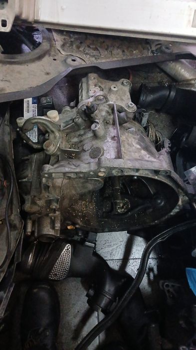 Скоростна кутия за Пежо 308 1.6 hdi