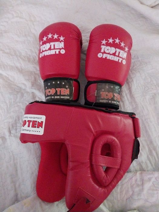 Перчатки и шлем топтен