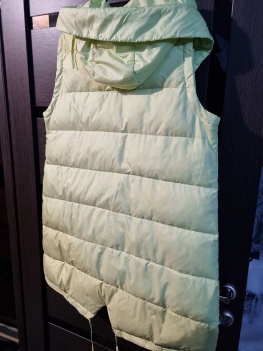 Куртка-безруеавка