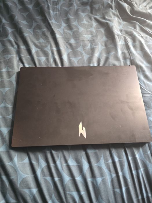 Laptop - Acer v15 16gb RAM, 3050RTX Nvidia