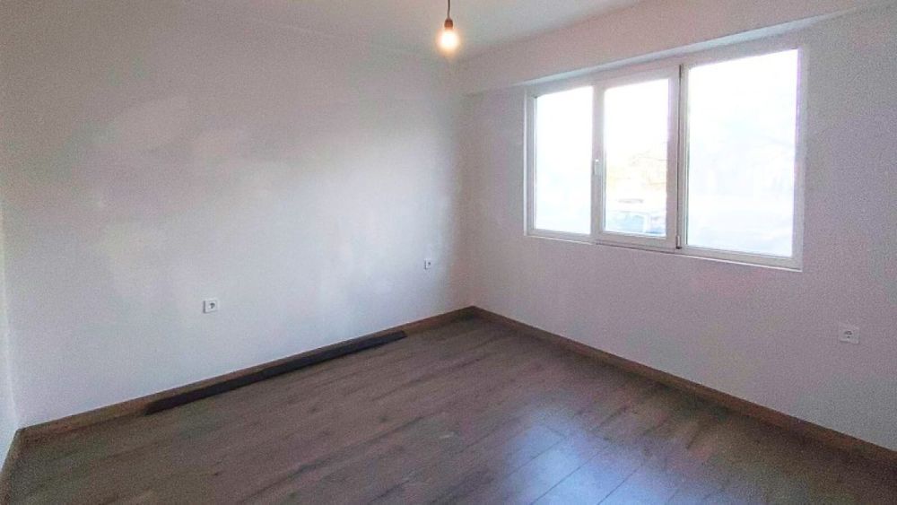 Продава се Многостаен апартамент в Велико Търново, Бузлуджа - 80 кв.м за 702 €/кв.м - Снимка #3