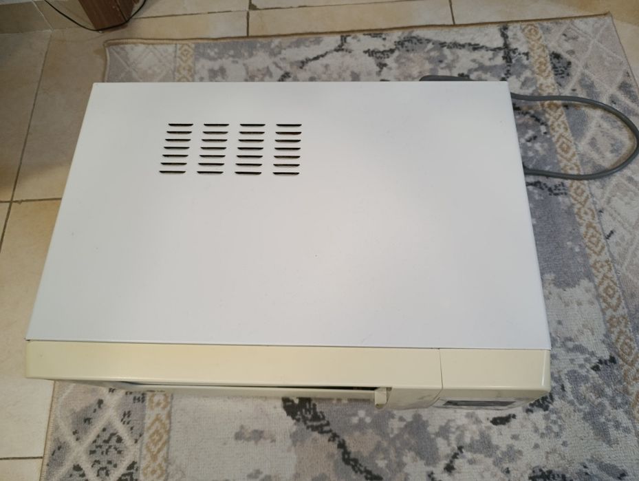 Микроволновка, все работает исправно