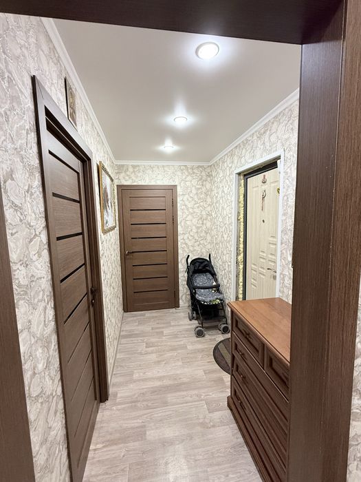 Продаю квартиру 3а микрорайон